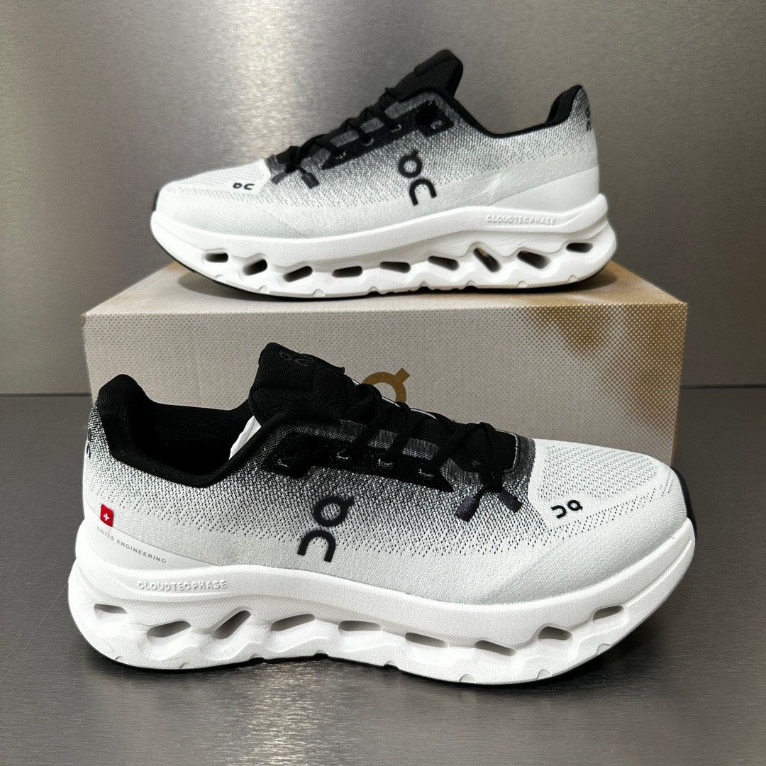 cloud tilt Men and women designer casual sneakers black and white shoes casual shoes sports running shoes lightweight and cushioned casual running shoes - 1 of 8