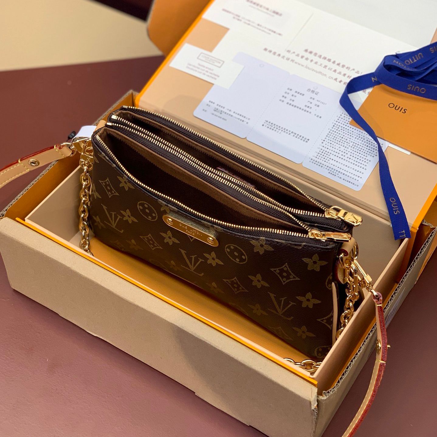 10A Top quality Designer Bag Fashion pochette Liv bag Shoulder bag women Leather Embossed bag Old Flower Handbags Designer purse - 4 of 9