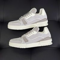 LightYellow