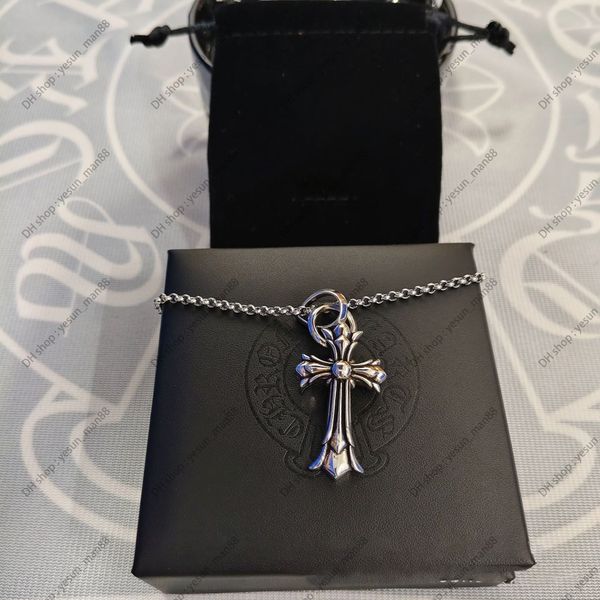 chrome Necklace Bold Letter Cross Women chromes Necklaces Designer Brand Flower Pendant Chain Men chromed Jewelry Necklace A2Fr - Jewelry - chnbuybuy